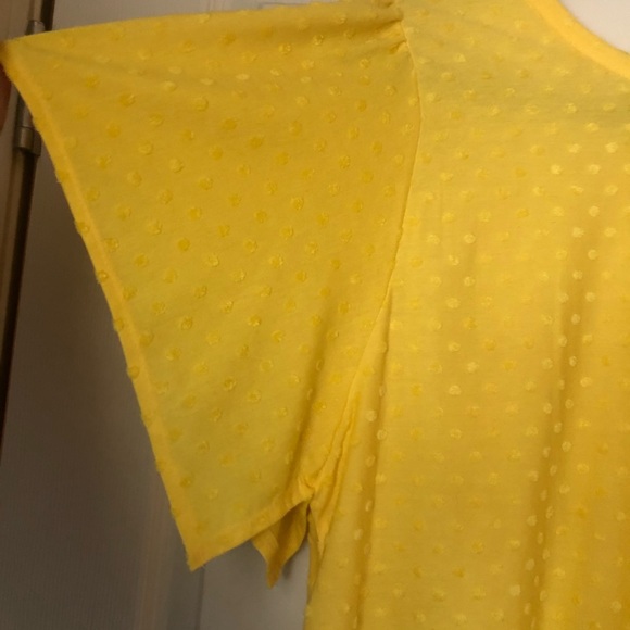 Boutique Top - Picture 4 of 5